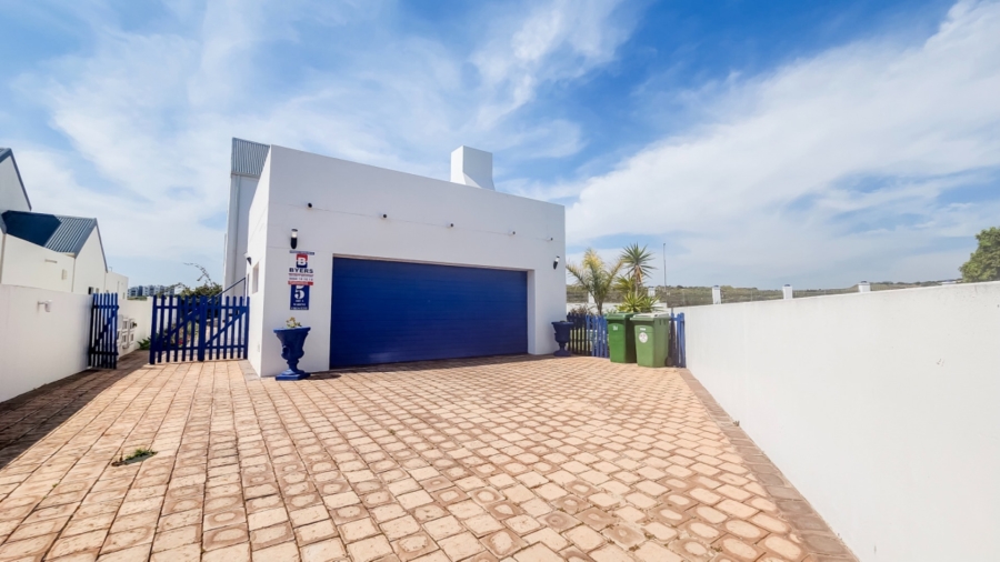 4 Bedroom Property for Sale in Blue Lagoon Western Cape